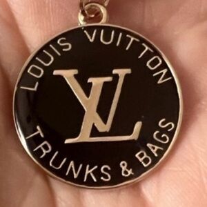 Louis Vuitton Trunks & Bags charm